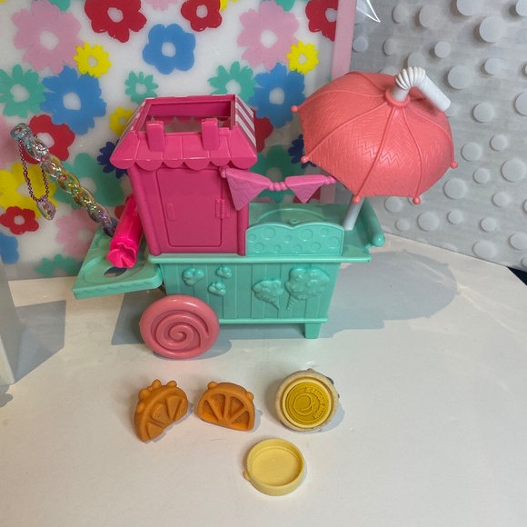 Num Noms 🎨🖌️🖼️ & Art Cart bundle - Picture 5 of 12